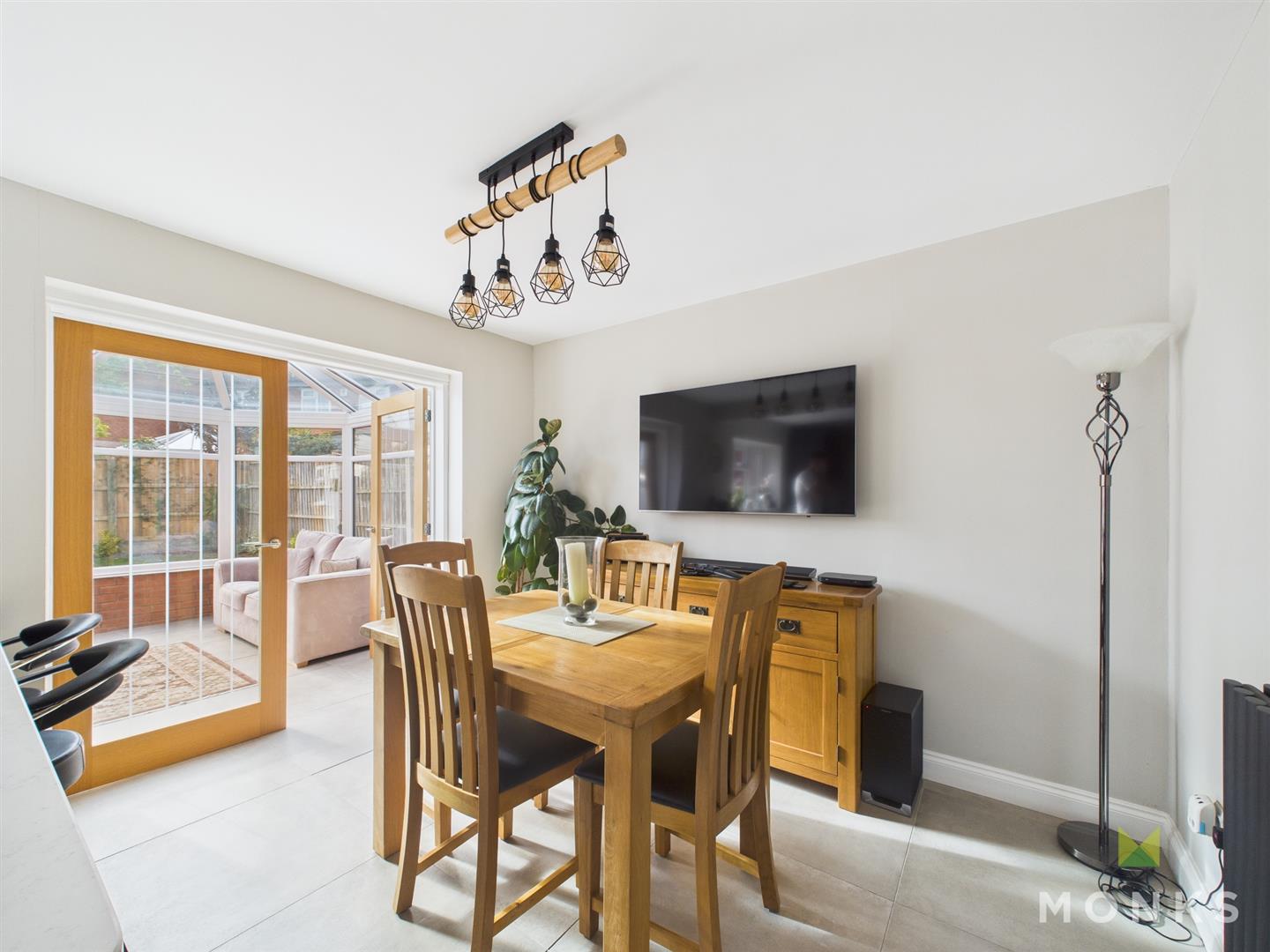 12 Sedgeford Drive, Shrewsbury, SY2 5NS To Let